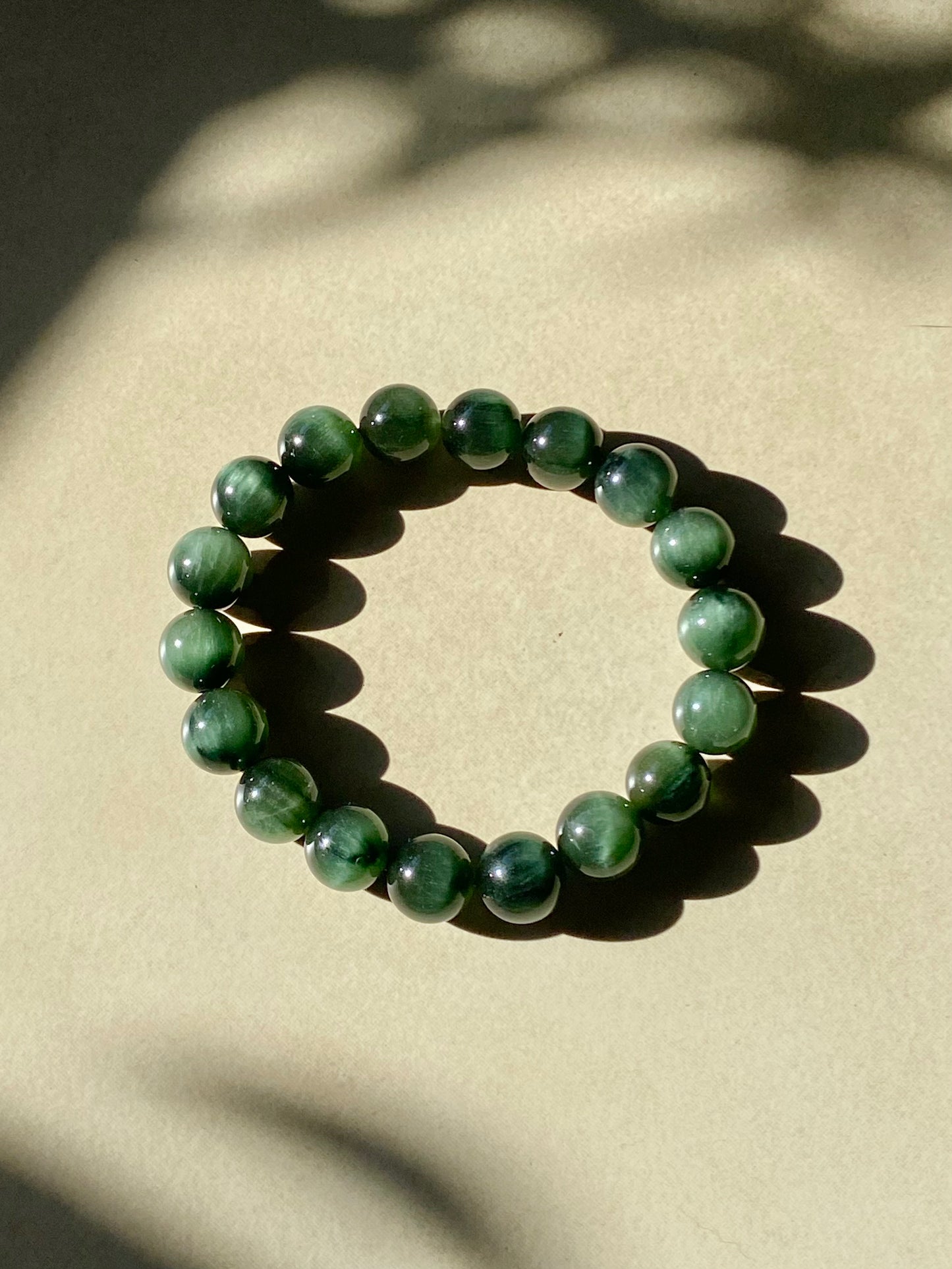 高品質綠色針鐵礦水晶